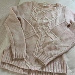 Lot of 10 women’s items is being swapped online for free