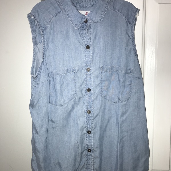 Light Blue Sleeveless Button-Up - Sonoma is being swapped online for free