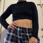XS Sparkly Turtleneck Crop is being swapped online for free