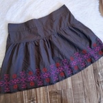 XL American Eagle Embroidered Mini Skirt is being swapped online for free