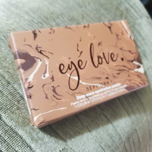 NEW Sephora Eye Love Palette  is being swapped online for free