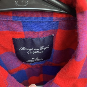 American Eagle Plaid Top is being swapped online for free