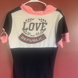 Sexy trendy love republic shirt  is being swapped online for free