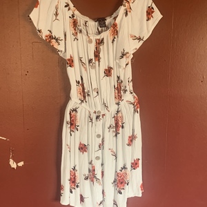 Cute rue 21 blouse / cover up  is being swapped online for free