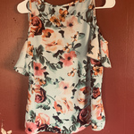 Cute floral summer blouse  is being swapped online for free