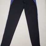 Three Quarter Yoga  Pants  is being swapped online for free