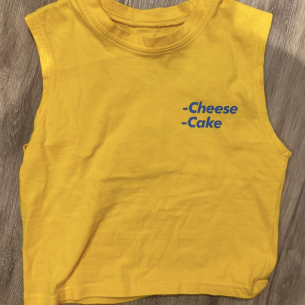 Cute mustard cheese cake crop top is being swapped online for free