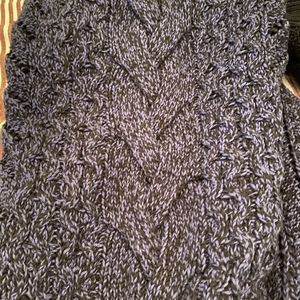 2 women’s sweaters by Express is being swapped online for free