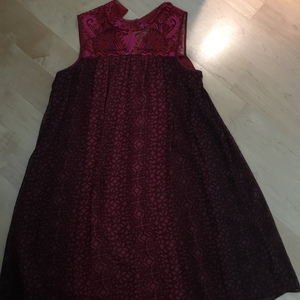 Beautiful Anthropologie shift dress  is being swapped online for free