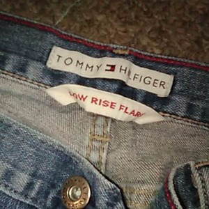 Tommy Hilfiger jeans is being swapped online for free