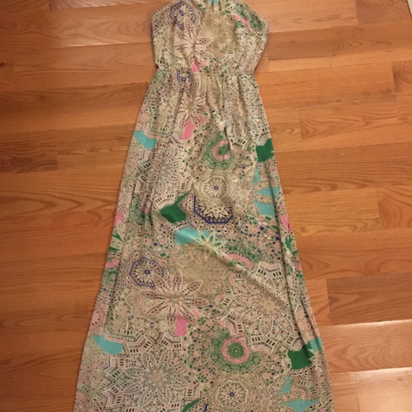 Long, flowy floral dress is being swapped online for free