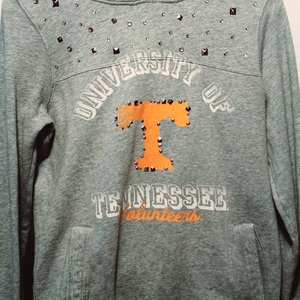 VS Pink Collegiate Collection TN Vols Hoodie is being swapped online for free
