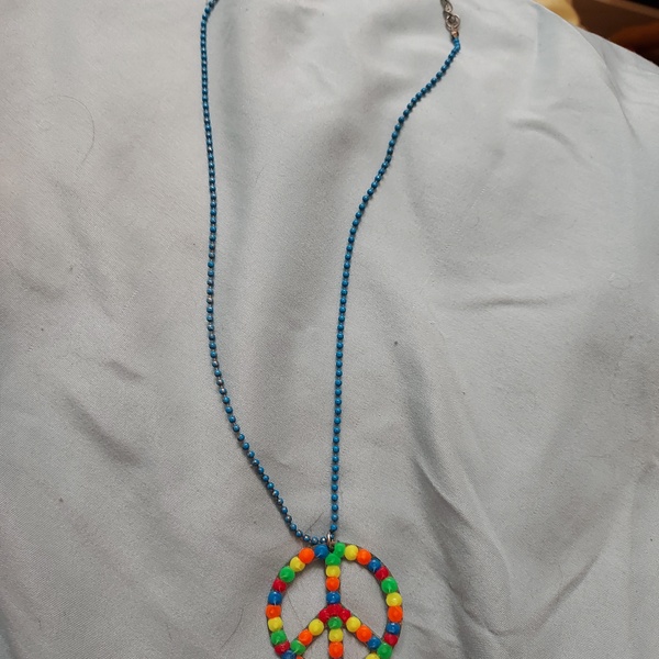 Necklace is being swapped online for free