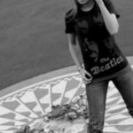 zoettah is swapping clothes online from 