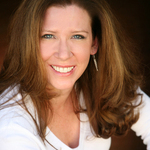 Carrie  is swapping clothes online from Los Angeles, CA