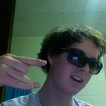 sw9nomes is swapping clothes online from 