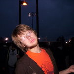 jloe is swapping clothes online from 