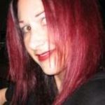 holly  is swapping clothes online from Sherman Oaks, CA