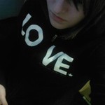 Amanda S is swapping clothes online from Brookville, PA