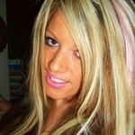 Nichole B is swapping clothes online from Granger, Indiana