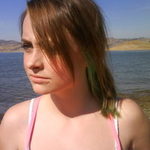 Tifini W is swapping clothes online from Clovis, california