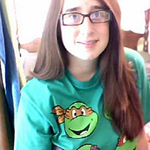 MccrackensBeauty is swapping clothes online from Warren, Michigan