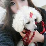 C L is swapping clothes online from Singapore, Singapore