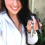 Spanishgirl  is swapping clothes online from California baby!