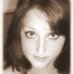 Angela W is swapping clothes online from Richmond, IN