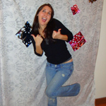 Laura is swapping clothes online from Grosse Ile, MI