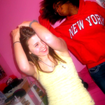 Taylor(: is swapping clothes online from 