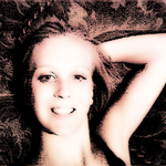 CrystalMarie is swapping clothes online from Longview, Texas