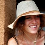 leibunm is swapping clothes online from 