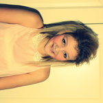 georgiavol x is swapping clothes online from goole, 