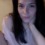 Izaawha is swapping clothes online from Woodside , New York 