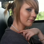 Courtney  is swapping clothes online from kentucky