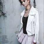 desautles is swapping clothes online from Lebanon, TN