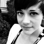 taylohr is swapping clothes online from Colorado