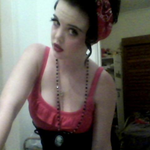 shanaeday95 is swapping clothes online from 