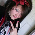 beklin is swapping clothes online from Downey, Idaho