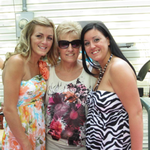 dlaffer is swapping clothes online from 