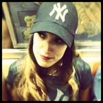 ayashe7 is swapping clothes online from 