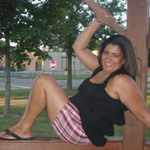 janet is swapping clothes online from zion, il