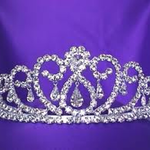 Taylor  is swapping clothes online from NJ