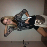 robyn2201hill is swapping clothes online from 