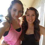 elaine is swapping clothes online from El Segundo, CA