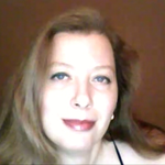 Aminta is swapping clothes online from Henrico, VA