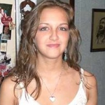 lilFlowerChild is swapping clothes online from Akron , NY