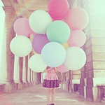 Jennifer Y is swapping clothes online from New York