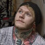 lettacra79 is swapping clothes online from 